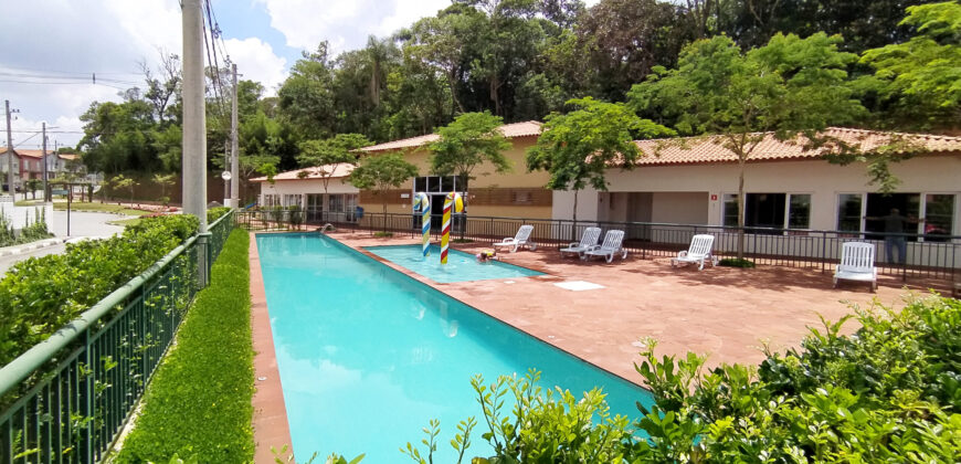 Bosque dos pássaros em Cotia | Casas com quintais de 2 dormitórios