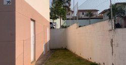 Casa com 2 dormitórios com quintal e corredor lateral – Residencial Parque Vivere