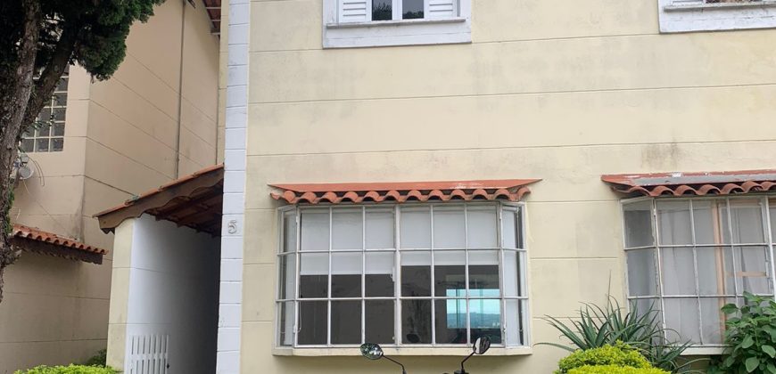 Casa Mobiliada com 2 quartos – Condomínio Parque das árvores